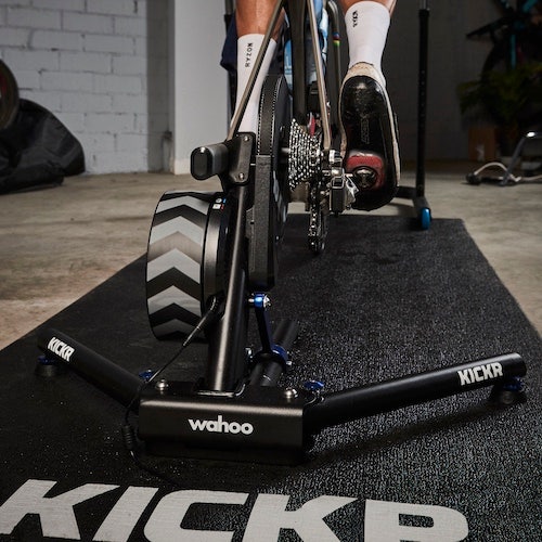 wahoo fitness kickr 4.0 smart bike trainer